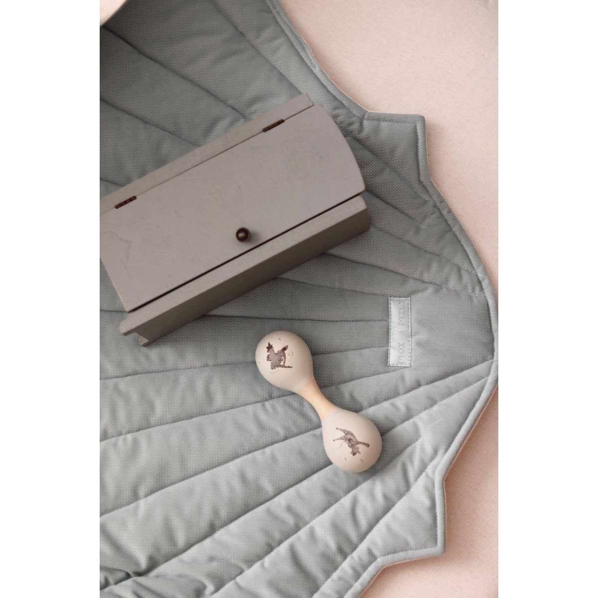 Fluwelen schelpmat "Powder Mint"