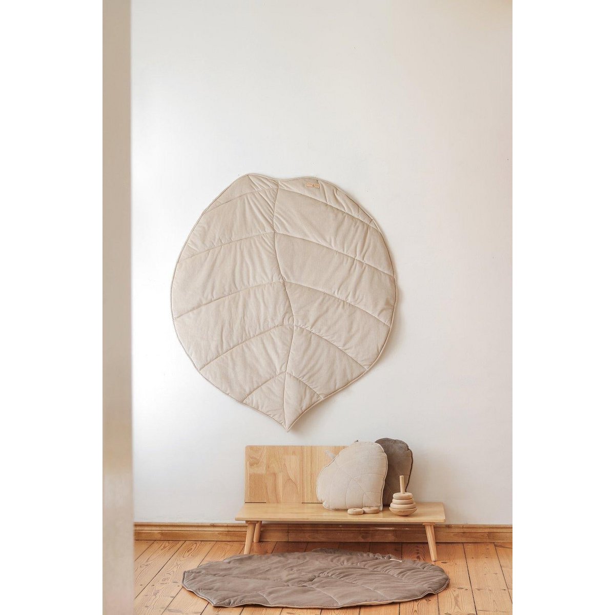 "Crème" fluwelen Ginkgo bladmat