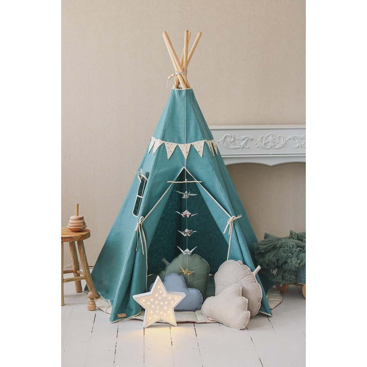 Tipi "Gold Star" met guirlande