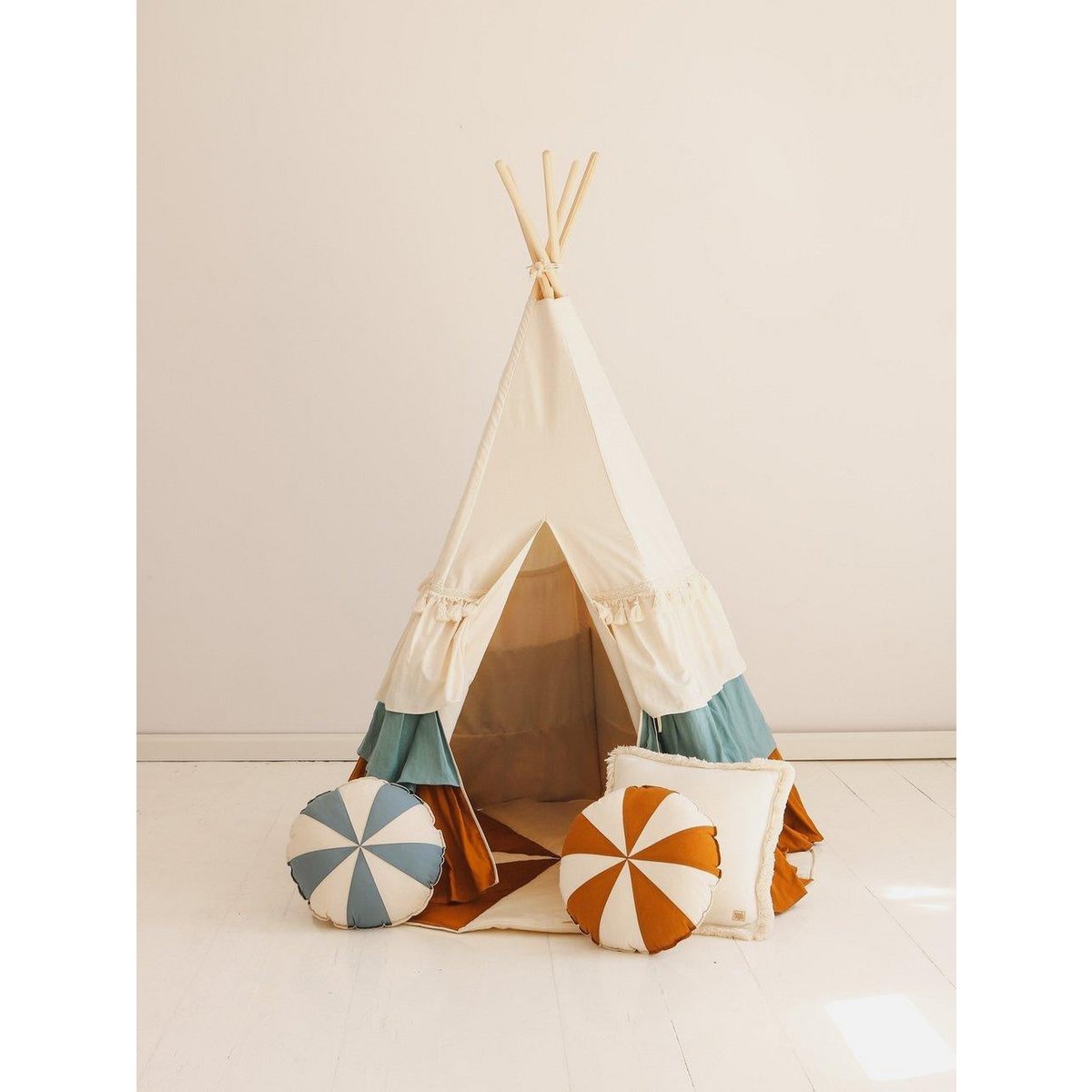 Tipi "Circus" met franjes
