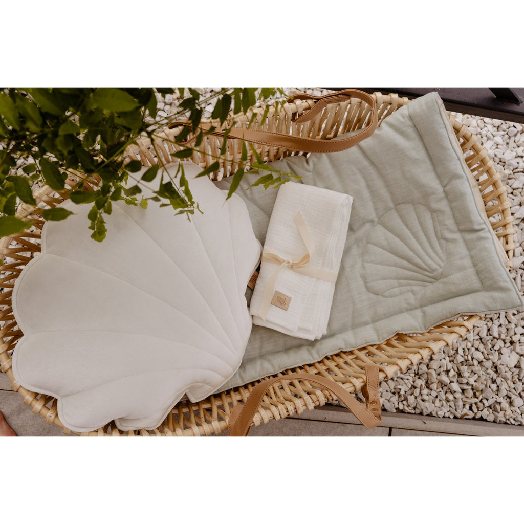 Fluwelen schelpkussen 'Wit'