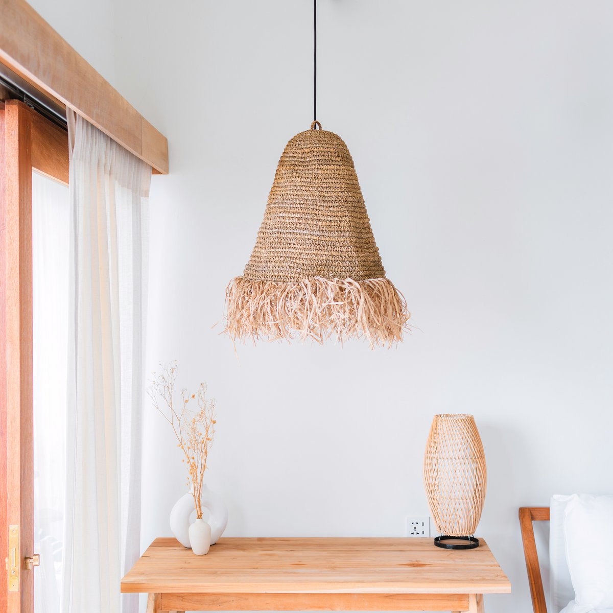 Raffia Boho Lampshade – Hanging Lamp – Pendant Lamp – Handwoven Ceiling Lamp with Long Fringes (3 sizes Ø 30/40/50 cm) KALIMA