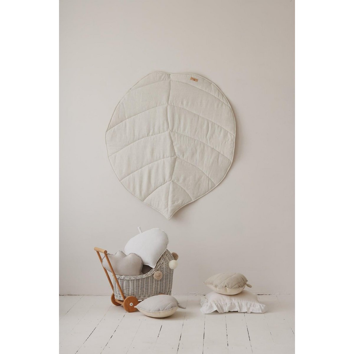 Set "Shabby Chic" Tipi met ruches en bladmatten "White".