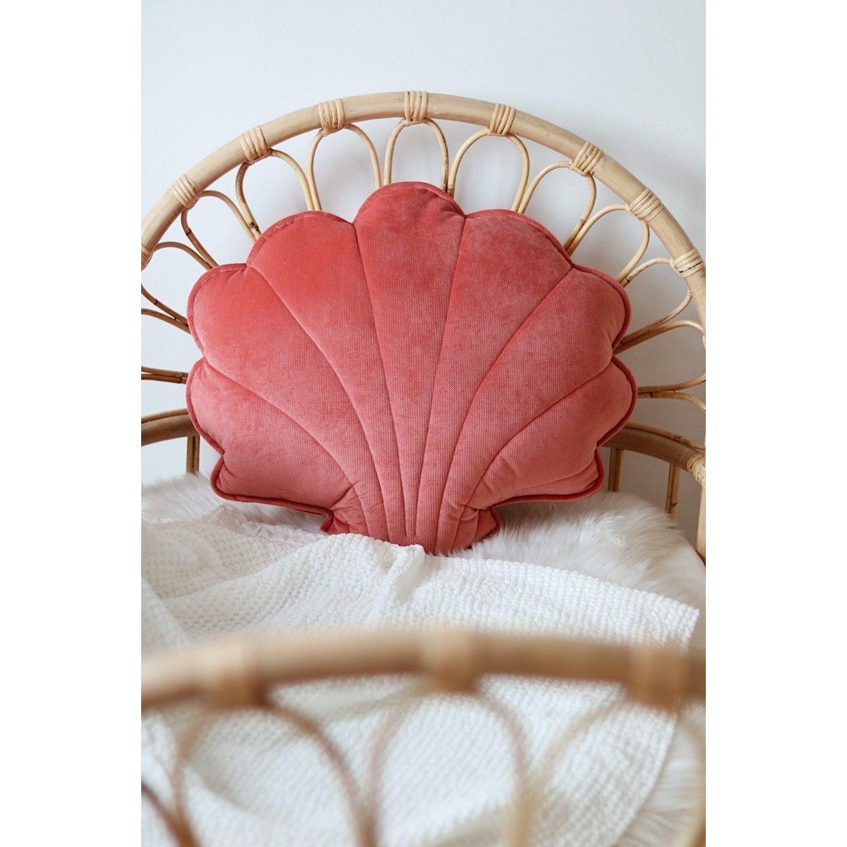Fluwelen schelpkussen 'Koraal'