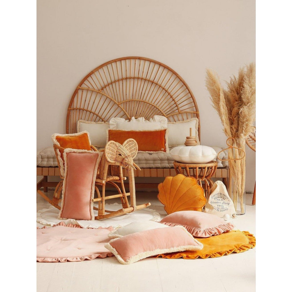 Fluwelen schelpkussen 'Wit'