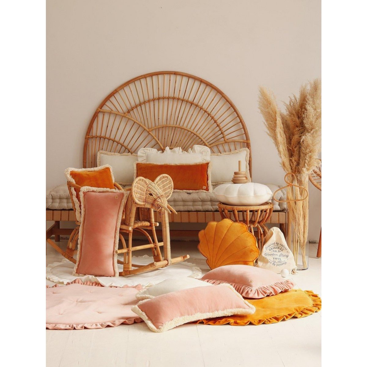 Fluwelen schelpkussen 'Wit'