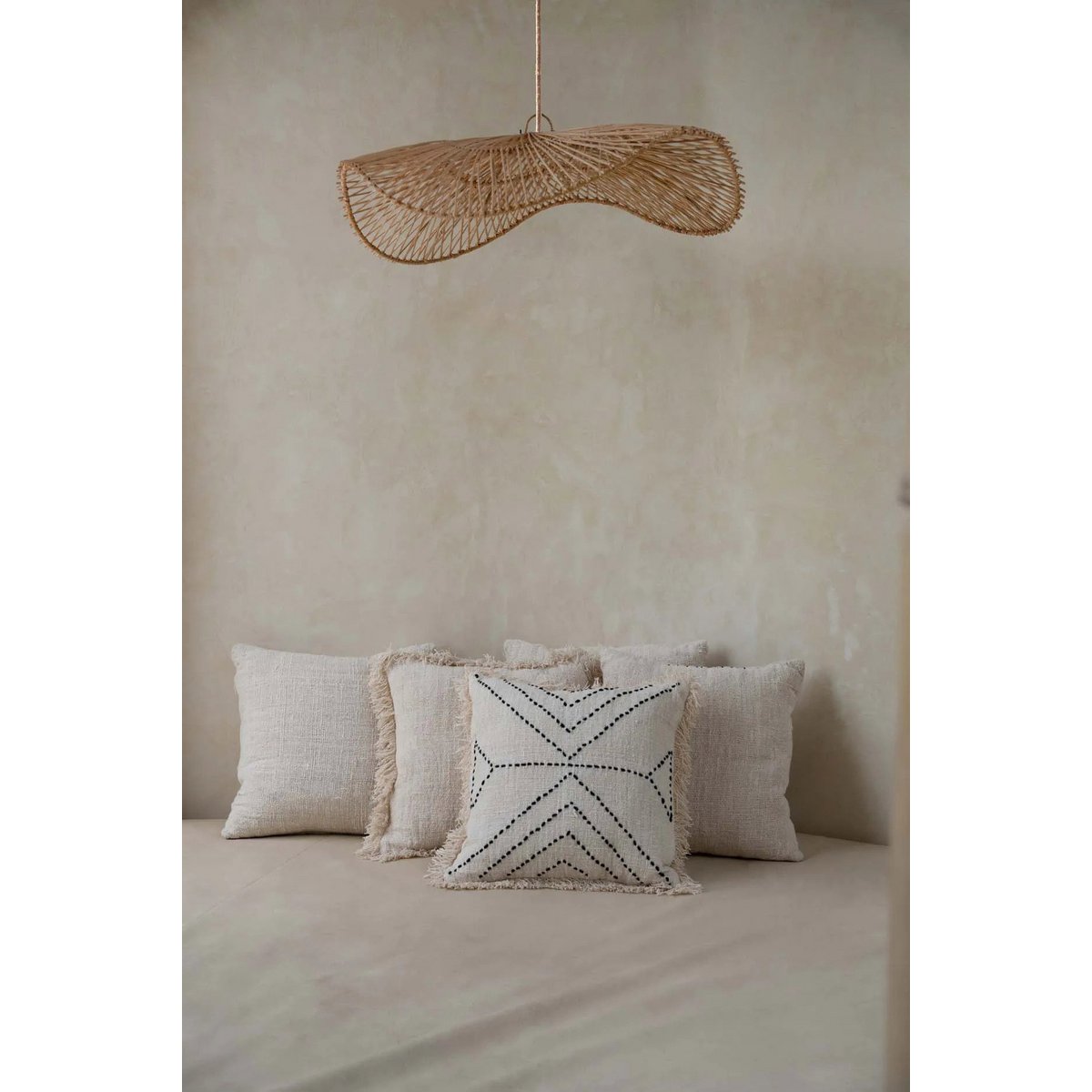 The Chapeau Hanging Lamp - Natural - L.