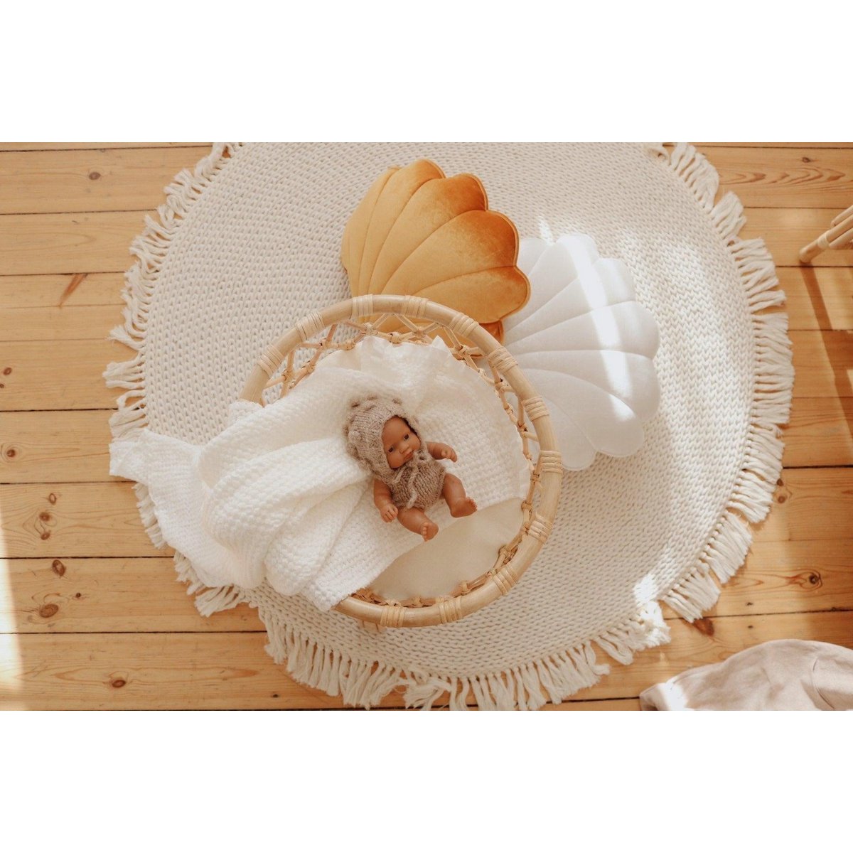 Fluwelen schelpkussen 'Gold Pearl'