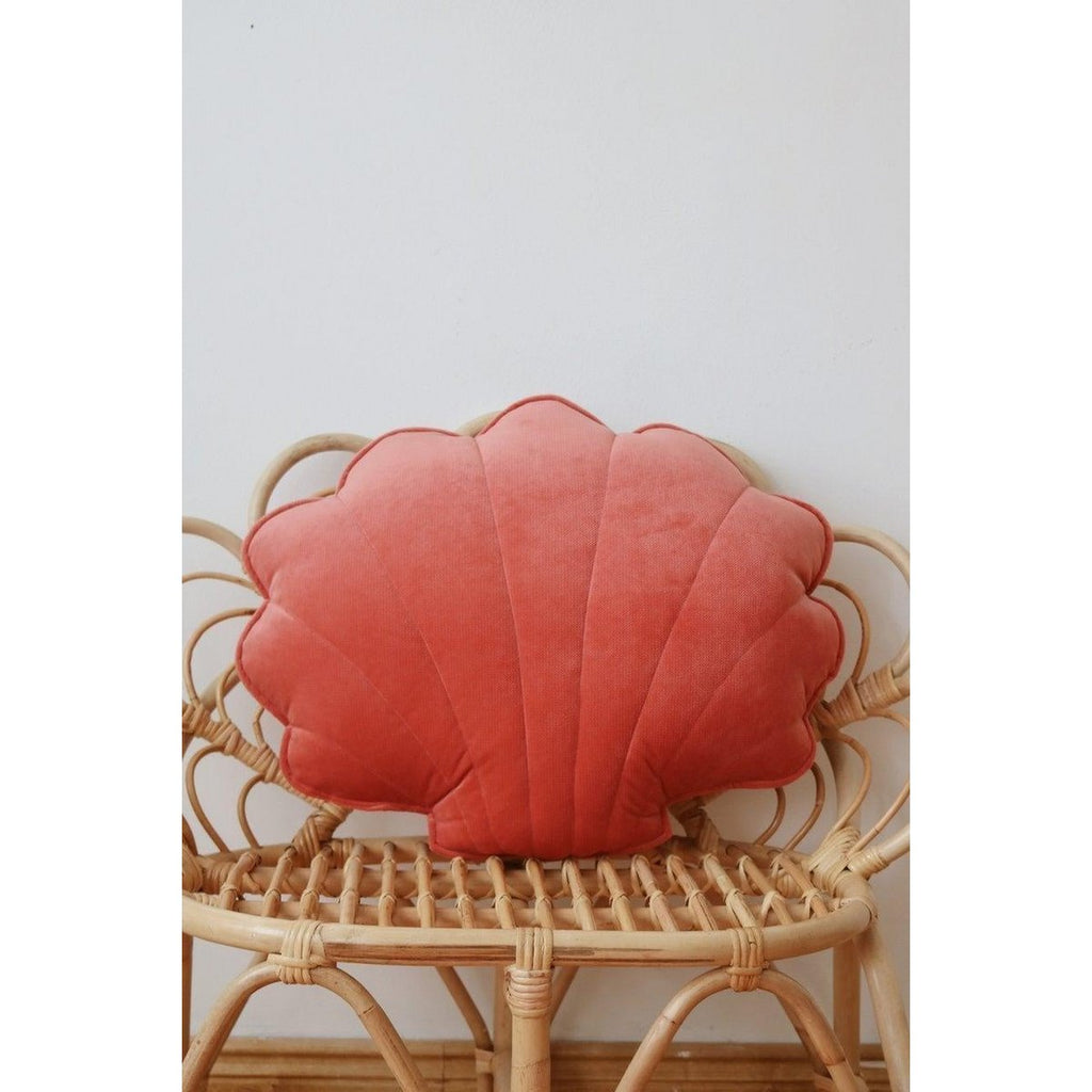 Fluwelen schelpkussen 'Koraal'