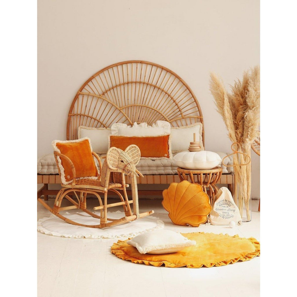 Zachte fluwelen mat met franje “Mosterd”