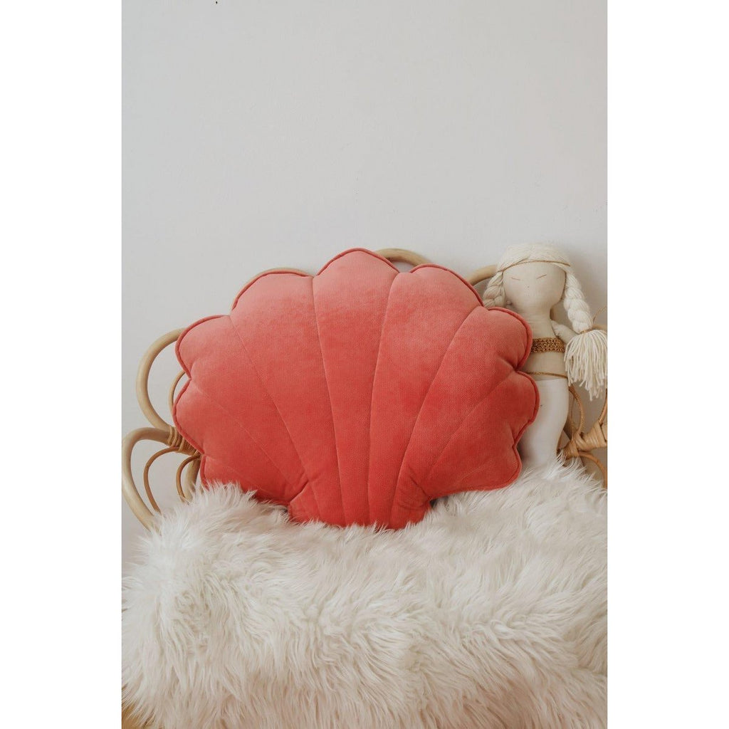 Fluwelen schelpkussen 'Koraal'