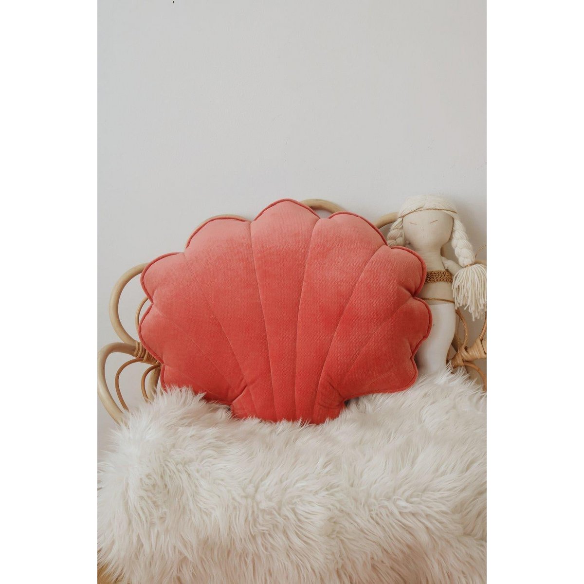 Fluwelen schelpkussen 'Koraal'